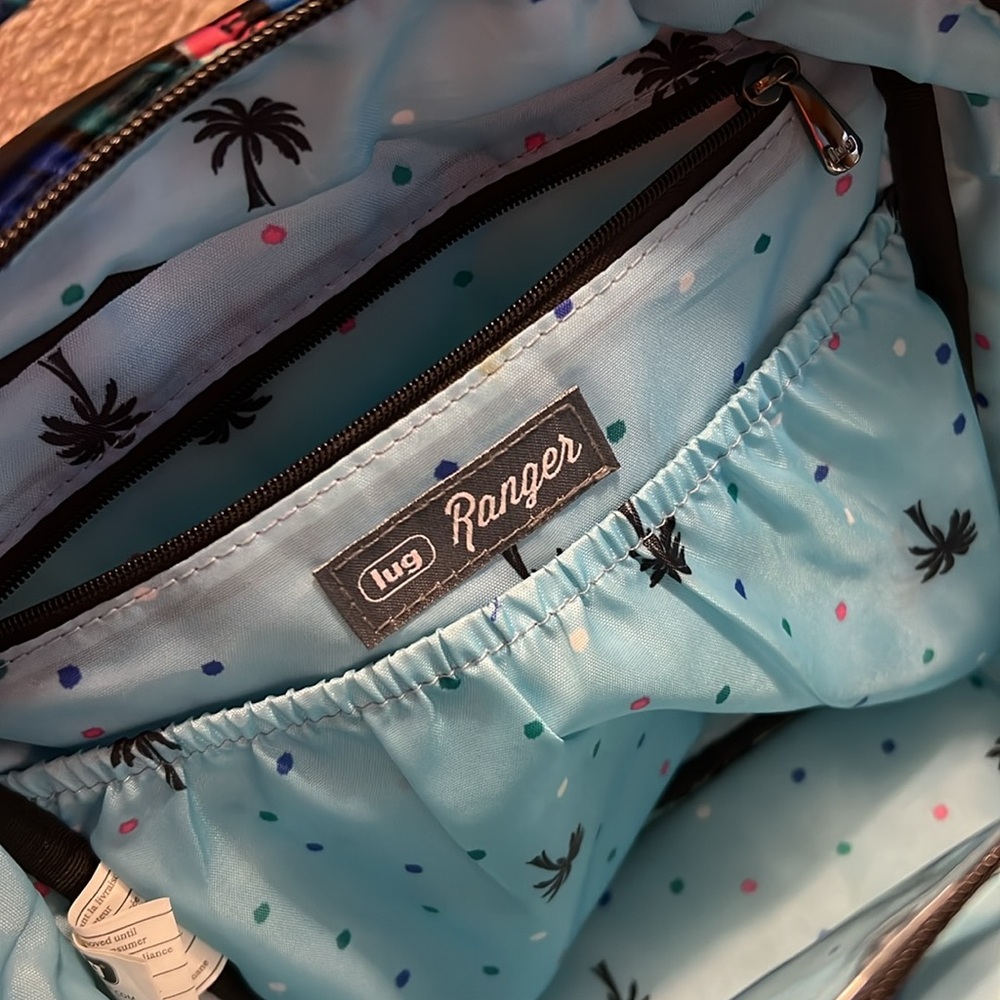 LUG Ranger Black Resort Crossbody Bag - Picture 7 of 12